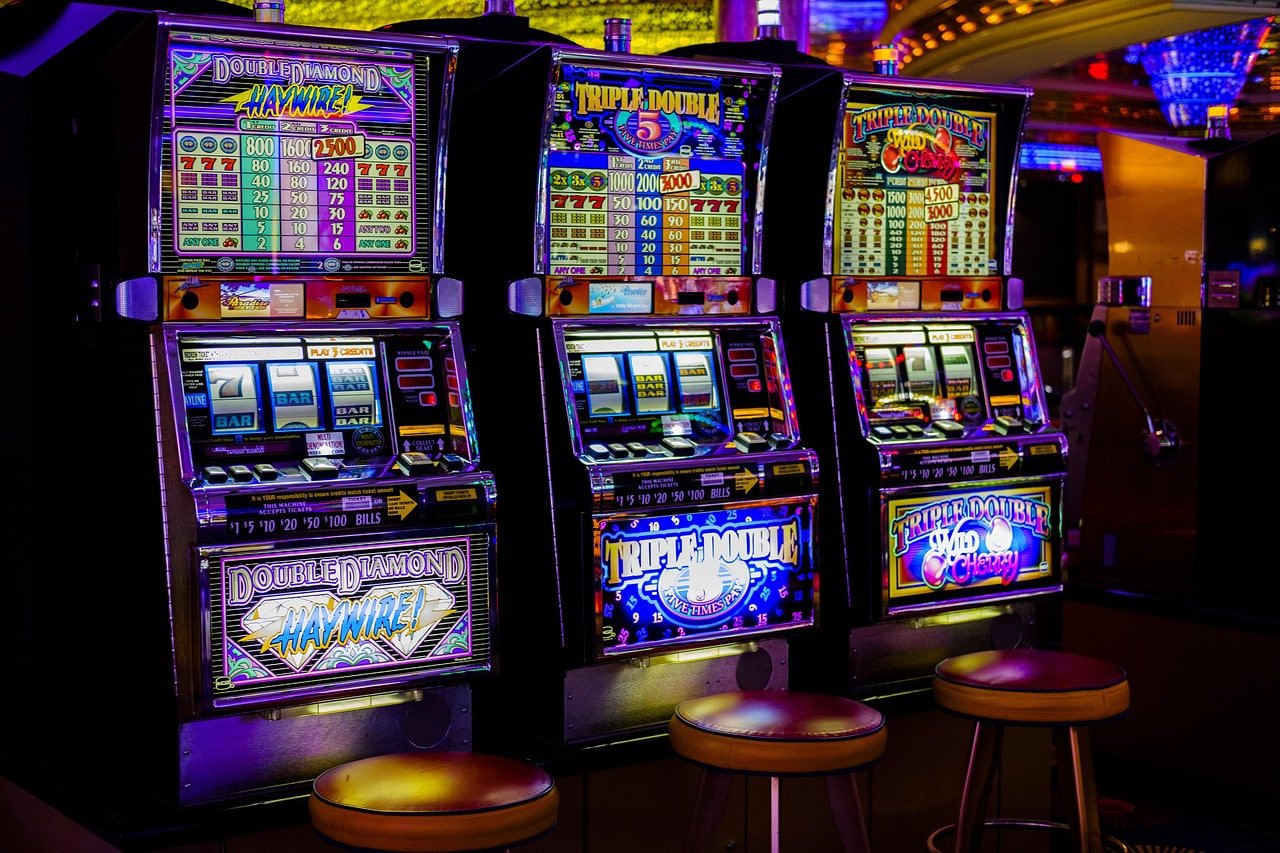 Pengalaman live casino interaktif dengan dealer langsung pak4de